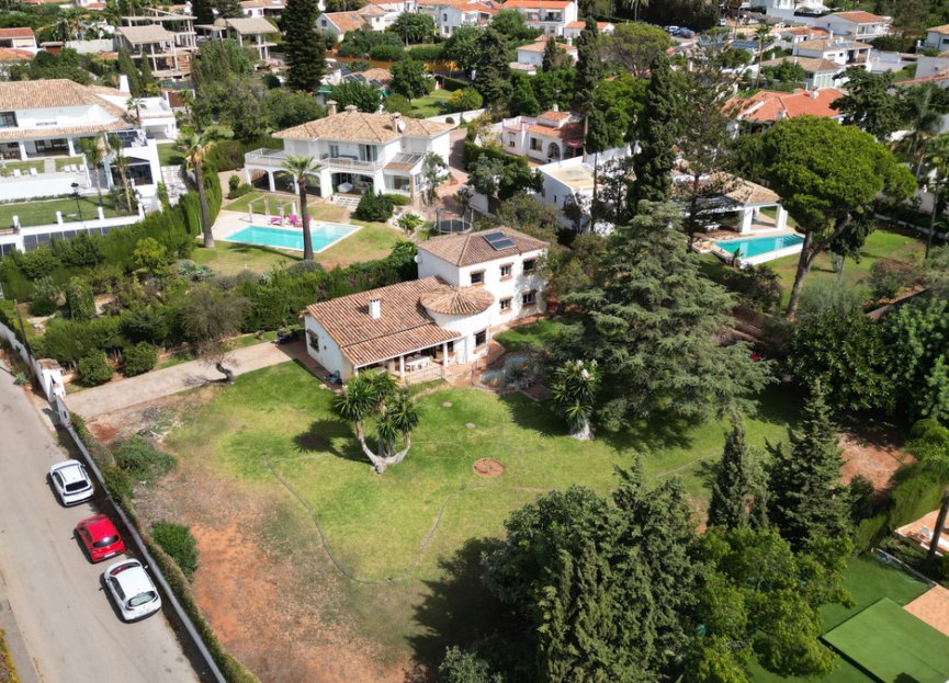 Resale - House - Detached Villa - Marbella - Marbella Centro