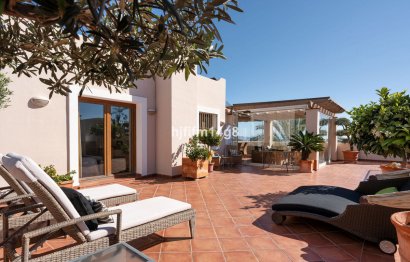 Resale - Apartment - Penthouse - Estepona - Estepona Centro