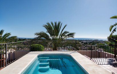 Resale - Apartment - Penthouse - Estepona - Estepona Centro