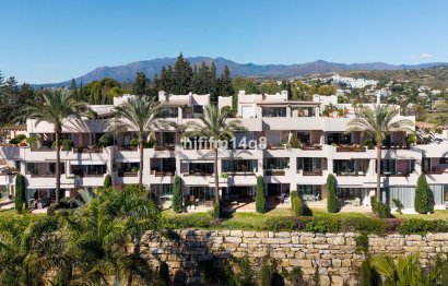 Resale - Apartment - Penthouse - Estepona - Estepona Centro