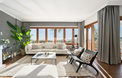 Resale - Apartment - Penthouse - Marbella - Nueva Andalucia