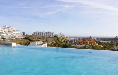 Resale - Apartment - Penthouse Duplex - Estepona - Cancelada