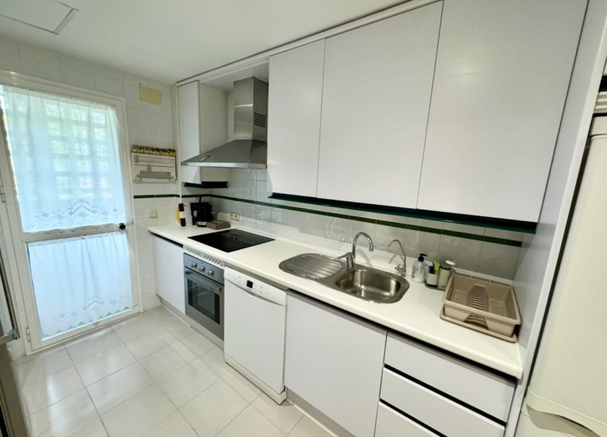 Resale - Apartment - Middle Floor Apartment - Marbella - The Golden Mile