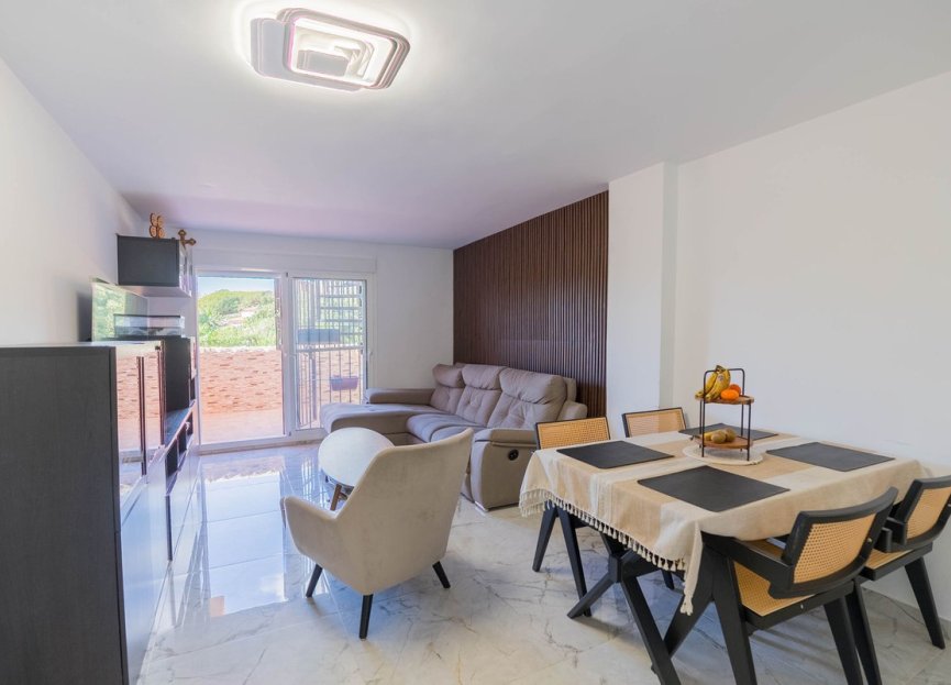 Resale - Apartment - Penthouse - Marbella - Reserva de Marbella