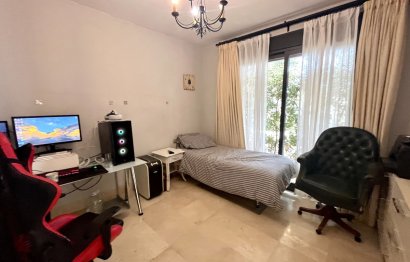 Resale - Apartment - Ground Floor Apartment - Marbella - Marbella Centro