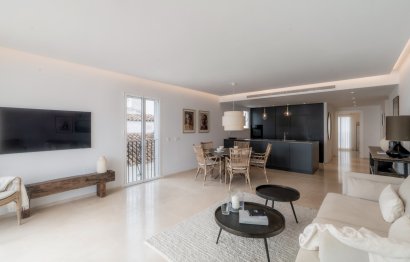 Resale - Apartment - Penthouse - Marbella - Puerto Banús