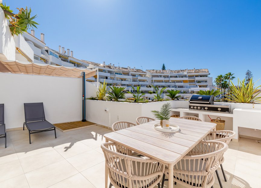 Resale - Apartment - Middle Floor Apartment - Marbella - Nueva Andalucia