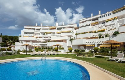 Resale - Apartment - Middle Floor Apartment - Marbella - Nueva Andalucia