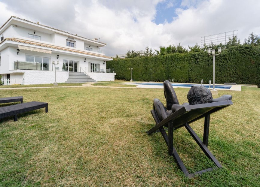 Resale - House - Detached Villa - Marbella - Nagüeles