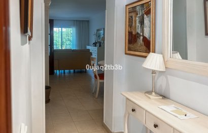 Resale - Apartment - Ground Floor Apartment - Marbella - Nueva Andalucia