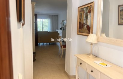 Resale - Apartment - Ground Floor Apartment - Marbella - Nueva Andalucia