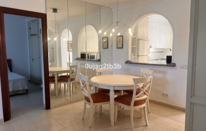 Resale - Apartment - Ground Floor Apartment - Marbella - Nueva Andalucia