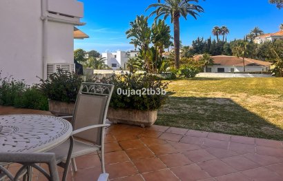 Resale - Apartment - Ground Floor Apartment - Marbella - Nueva Andalucia