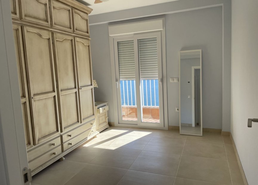 Resale - Apartment - Top Floor Apartment - Casares - Casares Playa