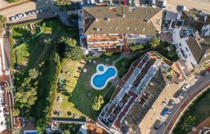 Resale - Apartment - Penthouse - Marbella - Nueva Andalucia