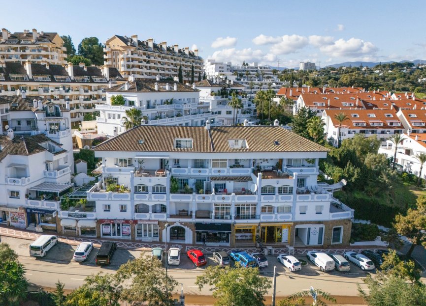 Resale - Apartment - Penthouse - Marbella - Nueva Andalucia