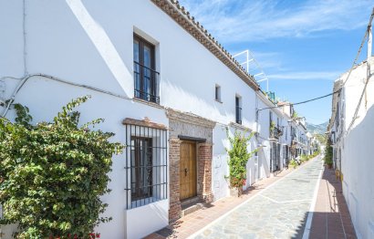 Resale - House - Townhouse - Marbella - Marbella Centro