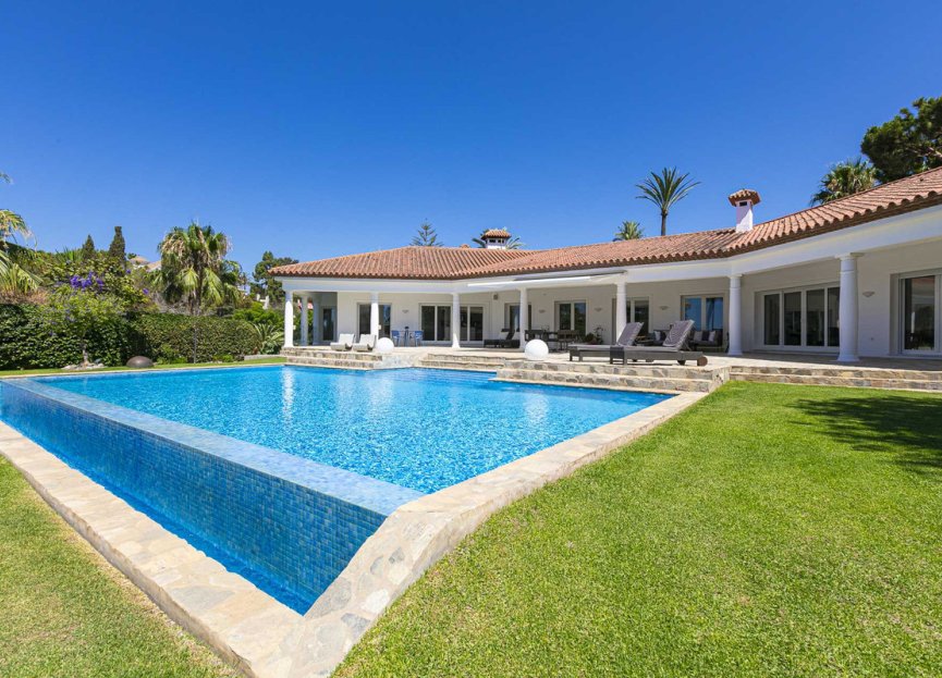 Resale - House - Detached Villa - Marbella - Hacienda Las Chapas