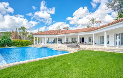 Resale - House - Detached Villa - Marbella - Hacienda Las Chapas