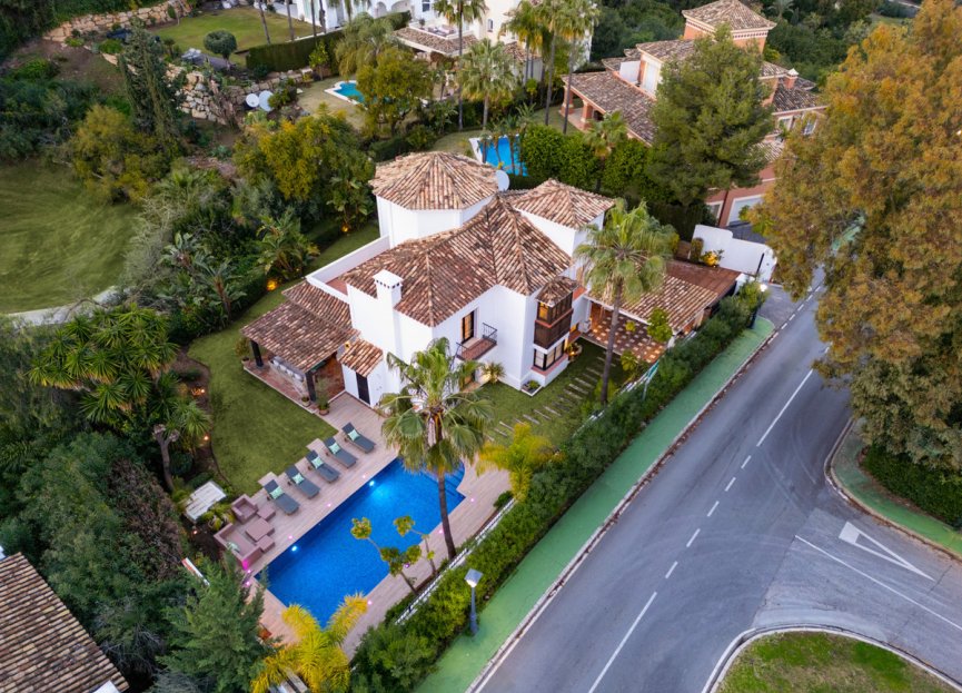 Resale - House - Detached Villa - Benahavís - La Quinta