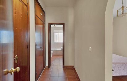 Resale - House - Townhouse - Estepona - Estepona Centro