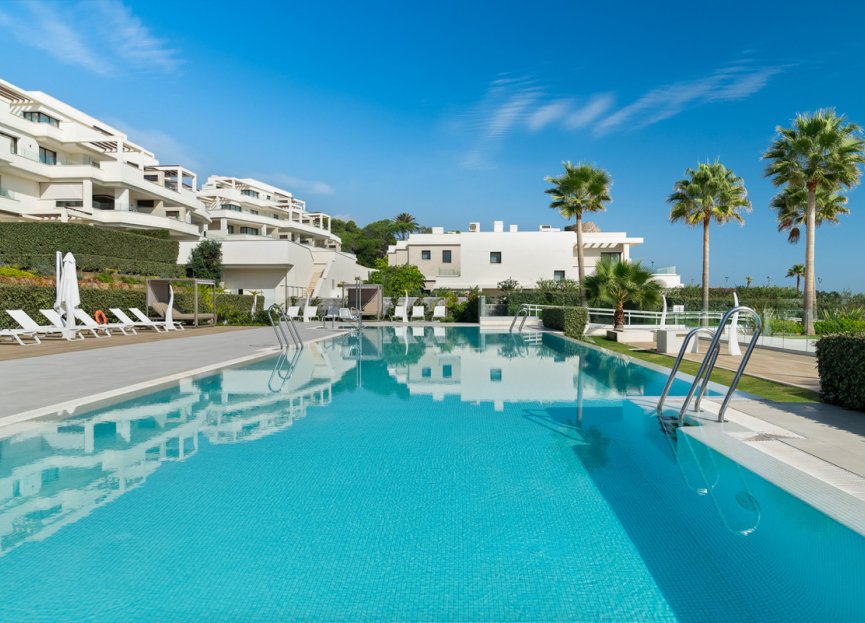 Resale - Apartment - Penthouse - Estepona - Estepona Centro