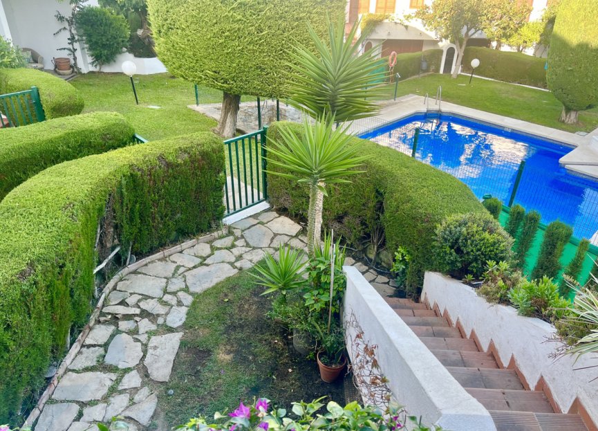 Resale - House - Townhouse - Estepona - Costalita