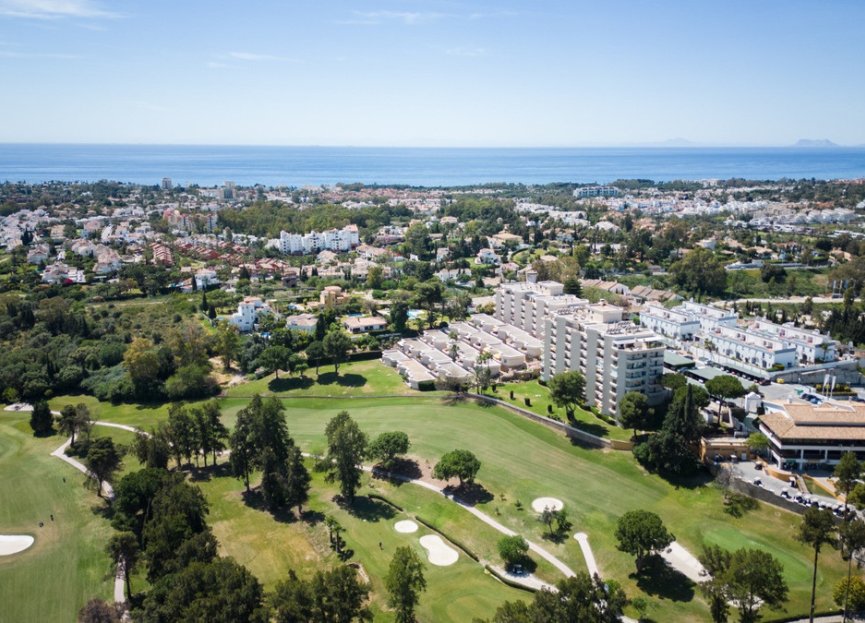 Resale - Apartment - Penthouse - Estepona - Estepona Centro