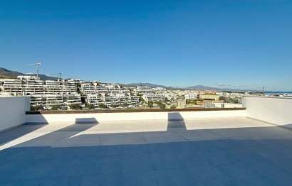 Resale - Apartment - Penthouse - Estepona - Estepona Centro