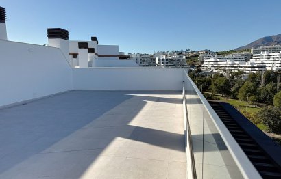 Resale - Apartment - Penthouse - Estepona - Estepona Centro