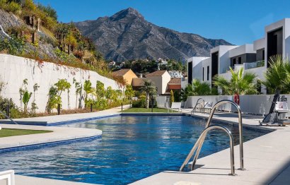 Resale - Apartment - Ground Floor Apartment - Marbella - Nueva Andalucia