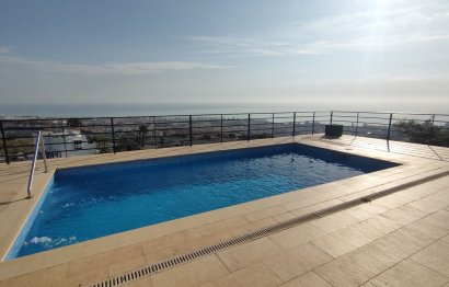 Resale - House - Detached Villa - Benalmádena - Benalmadena Centro