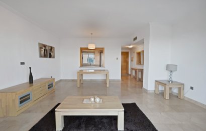 Resale - Apartment - Penthouse - Estepona - Estepona Centro