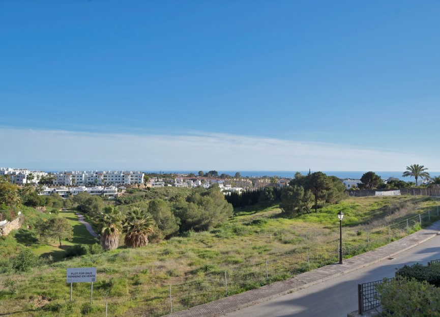 Resale - Apartment - Penthouse - Estepona - Estepona Centro