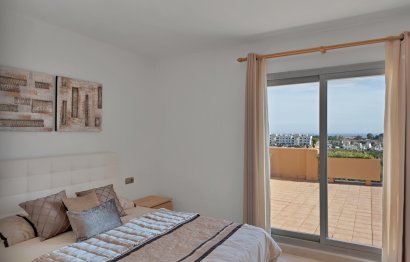 Resale - Apartment - Penthouse - Estepona - Estepona Centro