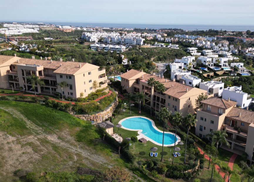 Resale - Apartment - Penthouse - Estepona - Estepona Centro