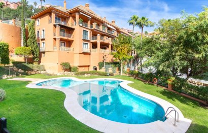 Resale - Apartment - Middle Floor Apartment - Benahavís - Monte Halcones