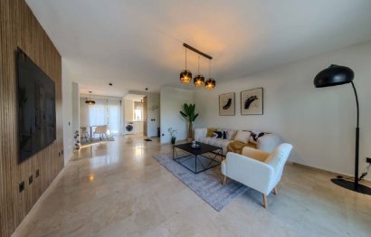 Resale - Apartment - Middle Floor Apartment - Marbella - Nueva Andalucia