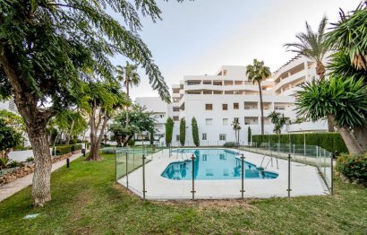 Resale - Apartment - Middle Floor Apartment - Marbella - Nueva Andalucia