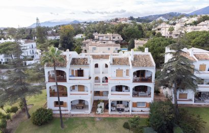 Resale - Apartment - Ground Floor Apartment - Marbella - Nueva Andalucia