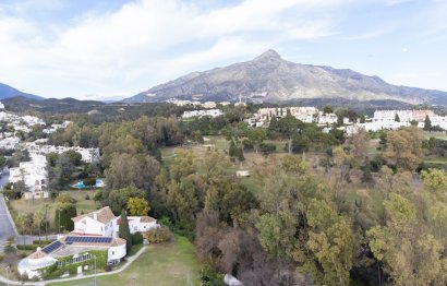 Resale - Apartment - Ground Floor Apartment - Marbella - Nueva Andalucia