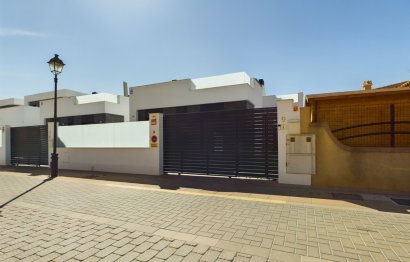 Resale - House - Detached Villa - Los Alcazares - Los Alcazares Centro