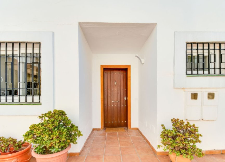 Resale - House - Townhouse - Marbella - Nueva Andalucia