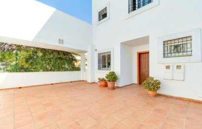 Resale - House - Townhouse - Marbella - Nueva Andalucia