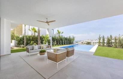 Reventa - House - Detached Villa - Marbella - Marbella Centro