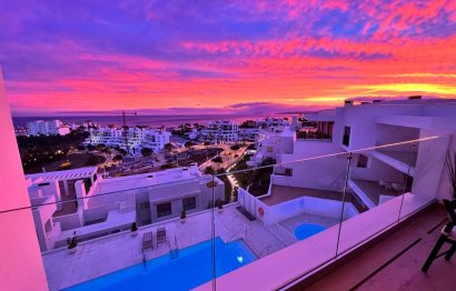 Resale - Apartment - Top Floor Apartment - Estepona - Estepona Centro