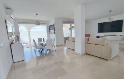 Reventa - House - Detached Villa - Estepona - Estepona Centro