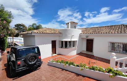 Resale - House - Detached Villa - Estepona - Estepona Centro