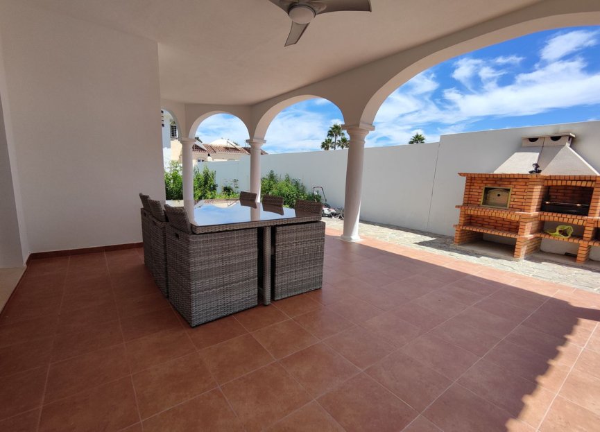 Reventa - House - Detached Villa - Estepona - Estepona Centro