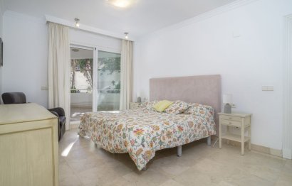 Resale - Apartment - Ground Floor Apartment - Marbella - Puerto Banús